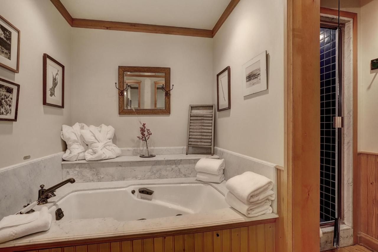 Saddleridge Villa Бийвър Крийк Екстериор снимка